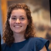 Pasfoto Dr. Dorine van Staalduinen
